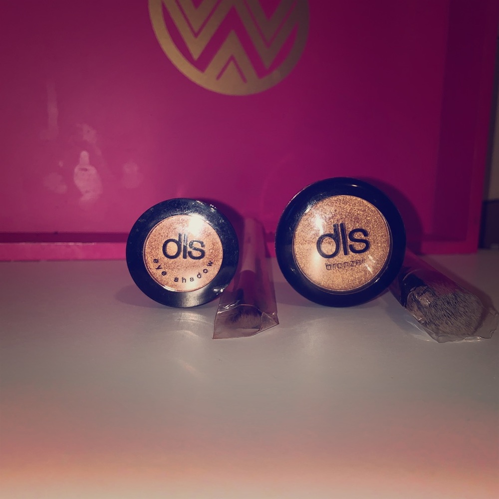 Products from DirtyLittleSecret and FirmaBeaute